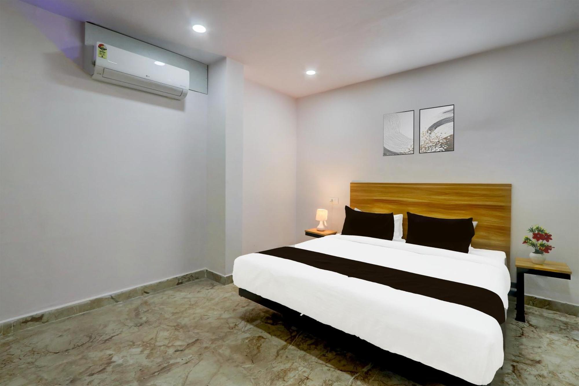 Hotel O Living Tree In Hyderabad Esterno foto