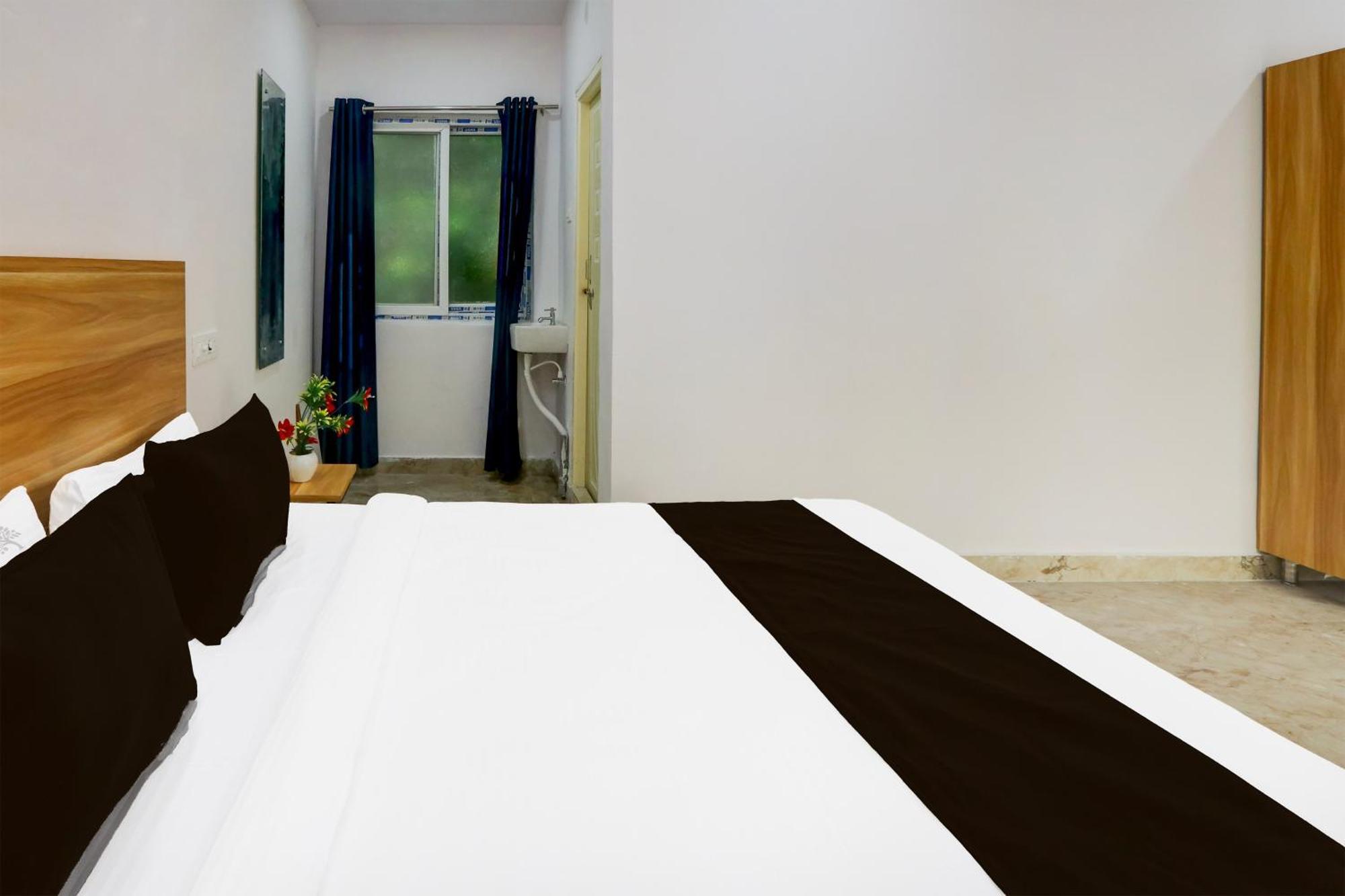Hotel O Living Tree In Hyderabad Esterno foto